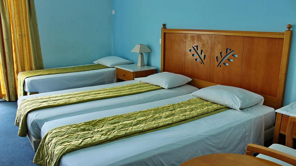 Tinos Beach Hotel Exterior foto
