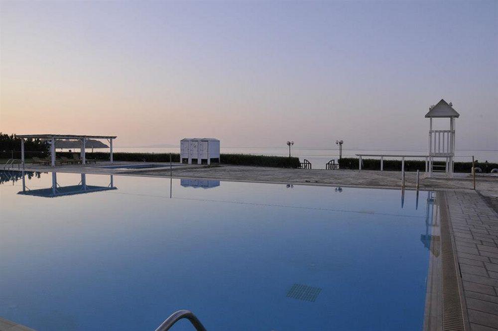 Tinos Beach Hotel Exterior foto
