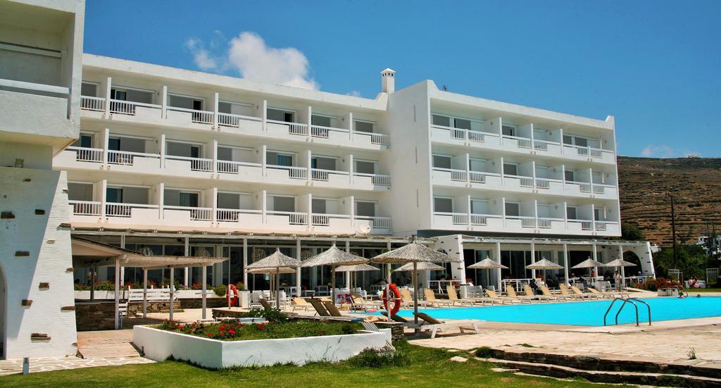 Tinos Beach Hotel Exterior foto